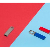 Флеш-карта USB 2.0 16 Gb с карабином Hook, красный